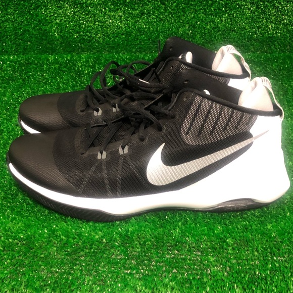 nike air versatile 5